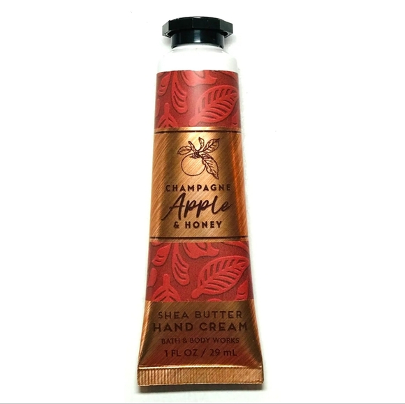 🔥FIRE 50% OFF SALE🔥🤲🧴NWT‼️ Bath & Body Works Pair of Shea Butter Hand Creams - Picture 6 of 8